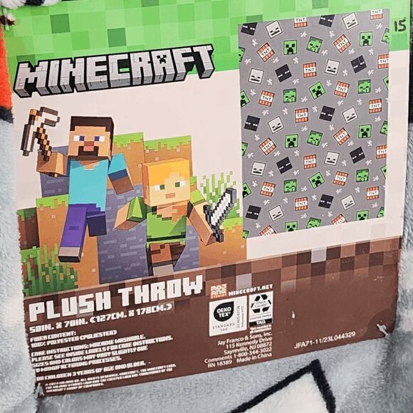 NWT {Fortnite} Creepers: Ultra Soft Plush {Throw} Blanket  50x60 NWT - Picture 2 of 5